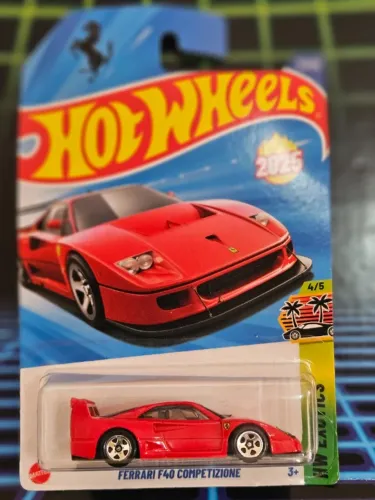 CARRINHO HOT WEELS F40 VERMELHA