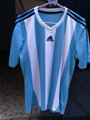 Camisa original Adidas tamanho M azul claro e branco