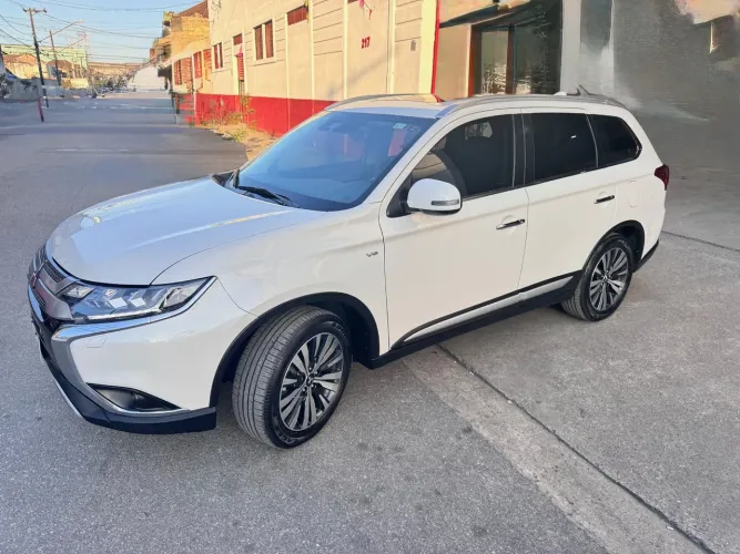 Mitsubishi Outlander 3.0/ GT 3.0 V6 Aut. 2022