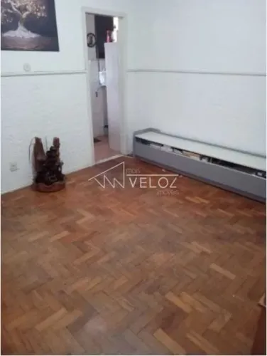 Apartamento : / Residencial / Santa Teresa