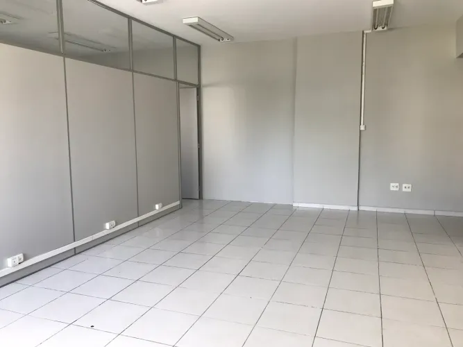 Sala Comercial no bairro Estoril - BH