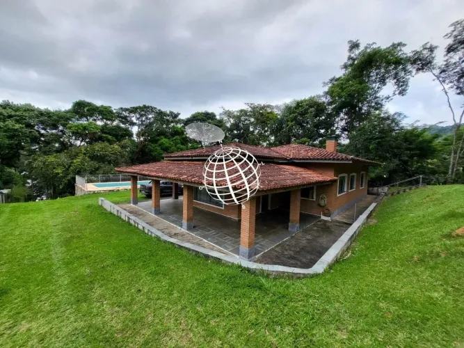 Chácara com 4 dormitórios à venda, 9000 m² por R$ 1.350.000,00 - Sete Pontes - Piracaia/SP