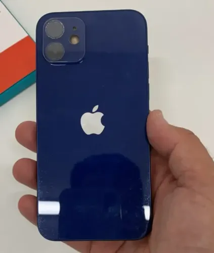 iPhone 12 256GB Azul // impecável // retirada na Savassi