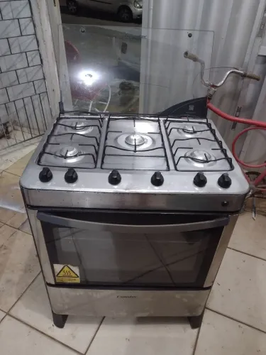 VENDO ESTE FOGÃO INOX EM PERFEITO ESTADO DEPENDENDO DO BAIRRO AINDA FAÇO A ENTREGA CUIDA 