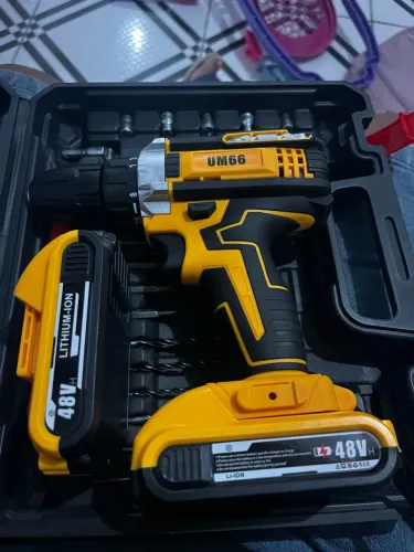 Furadeira/parafusadeira 48V NOVA
