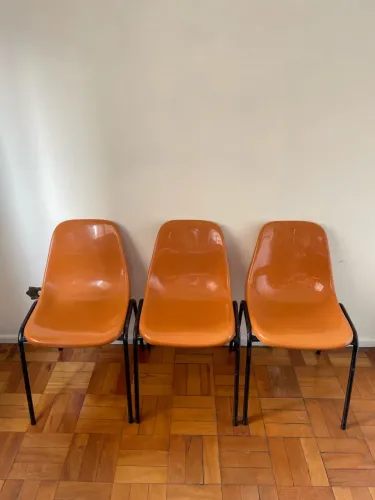 Cadeiras vintage Marfinite anos 80