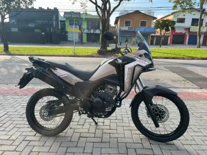 Honda Sahara 300 Adventure 2026 zero km!