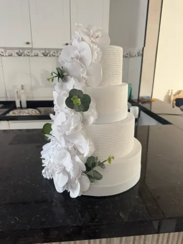 Bolo fake de casamento