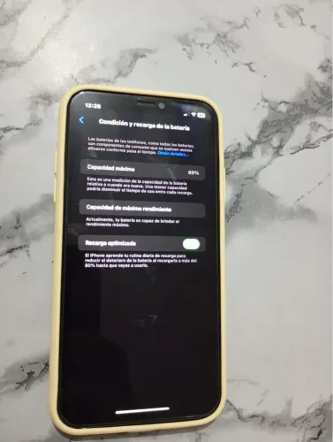 Vende-se iPhone XR impecável