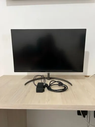 Monitor Philips 27 POL 4K Ultra HD IPS 