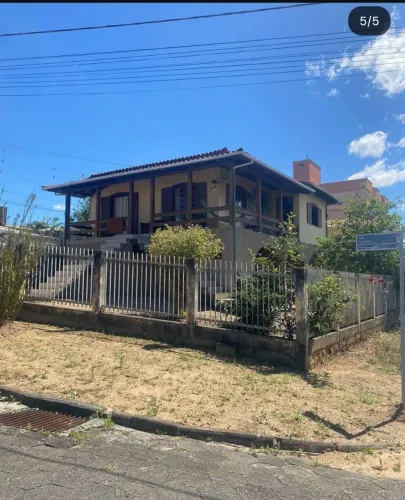 Casa em cocal do sul a 300 metros do centro da cidade 