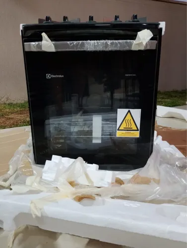 Fogão eletrolux novo!