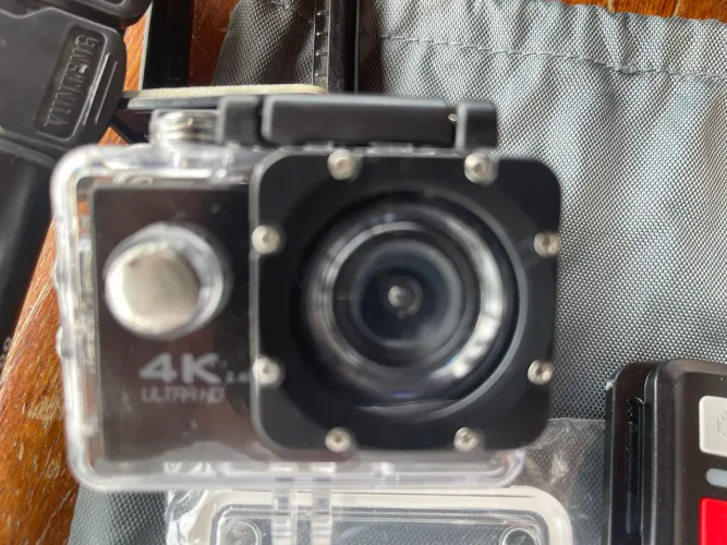 Go Pro CÂMERA DE AÇÃO 4 K kit  e pau de selfie