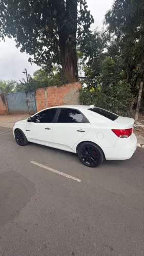 Kia Motors Cerato 1.6 16V Aut. 2013