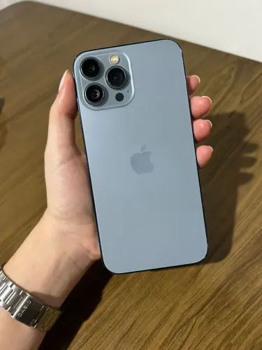 iPhone 13 Pro Max 128GB - 81% bateria