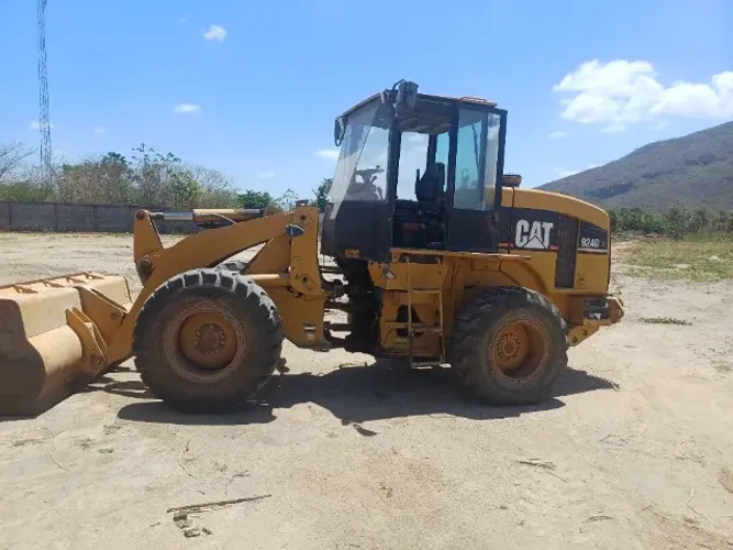 Pá carregadeira caterpillar 924gz 