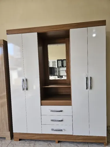 Guarda Roupa de casal novo