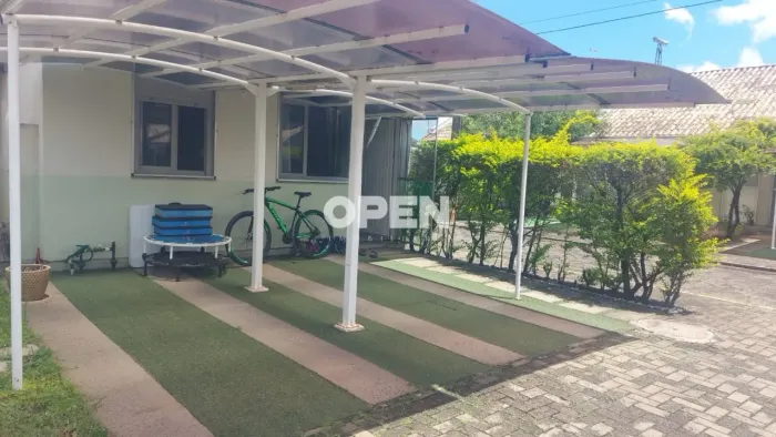 Casa em Condomínio mobiliada com 02 dormitórios | Bairro São Luiz em Canoas