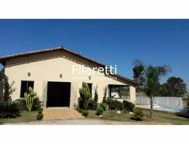 Chácara com piscina no Barreiro
