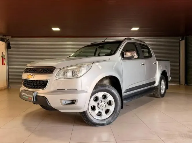 Chevrolet S10 Pick-up 2.4 MPFI 8V 128cv CD 4P 2014