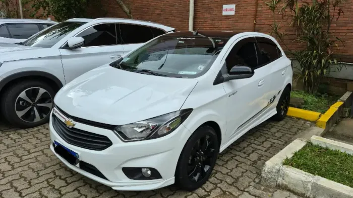 Chevrolet Onix Hatch Effect 1.4 8V Flex Mec. 4P 2018