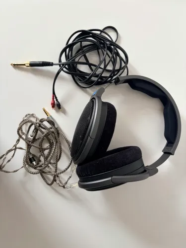 Fone de ouvido hd600