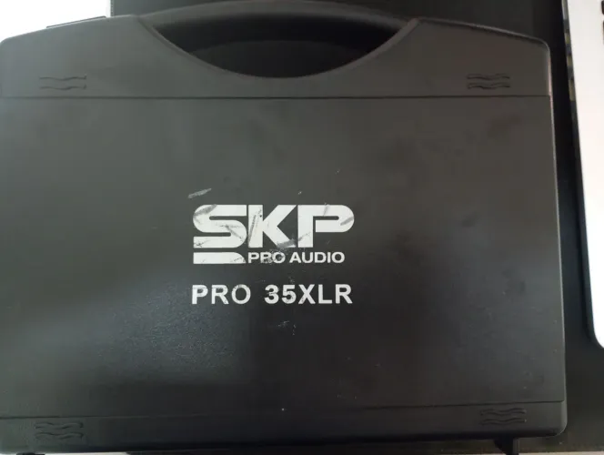 Microfone dinâmico SKP