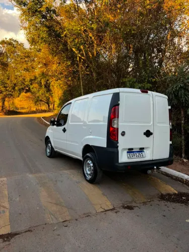 Fiat Doblo Cargo 1.8 MPI Fire Flex 8v/16v 4P 2012