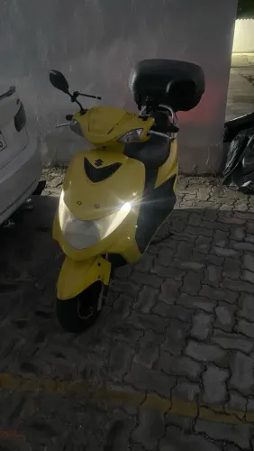 Suzuki Burgman 125 2008 moto barata cartão 