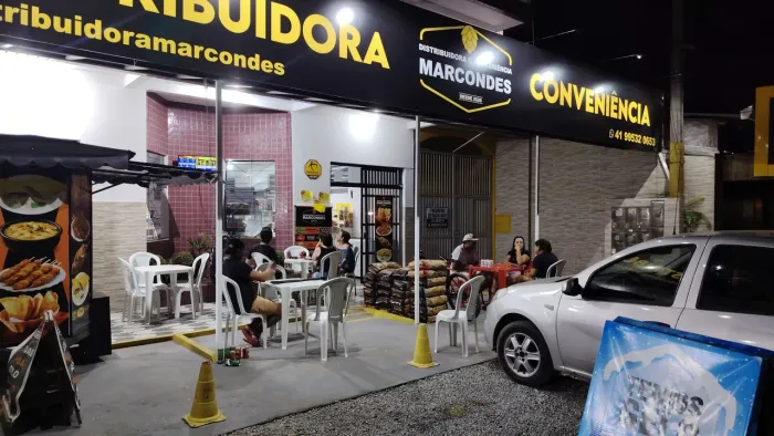 Vendo distribuidora no litoral 
