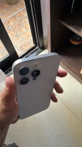 iPhone 16 pro max semi novo excelente