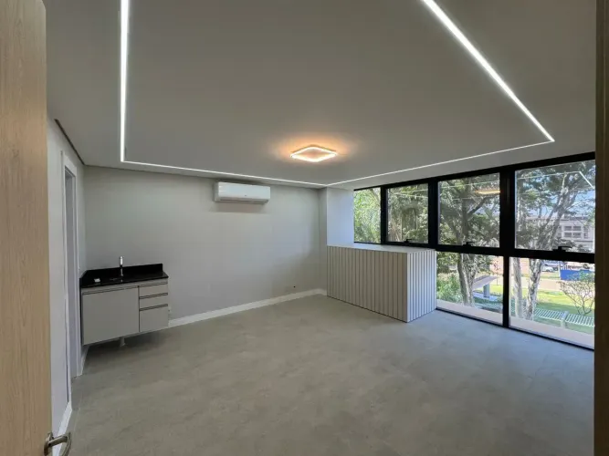 Aluga-se sala comercial no Georgina Business Park