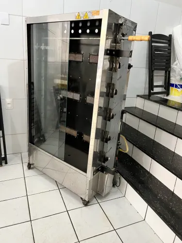 Máquina de Assar Frango Venâncio