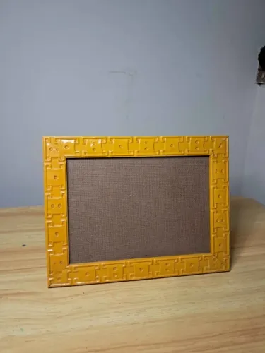 Moldura de quadro com vidro no tamanho A5(21x15cm)