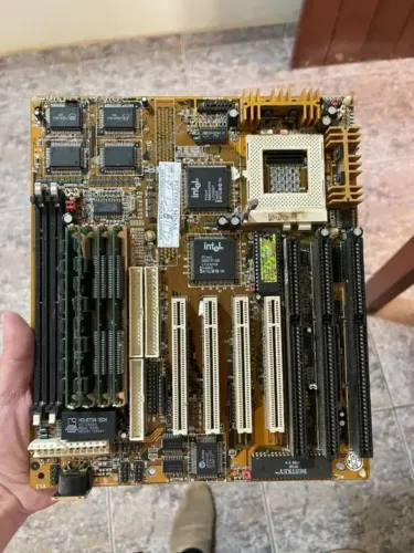 KIT COMPLETO DE PEÇAS VINTAGE PARA PC RETRÔ - PENTIUM MMX 