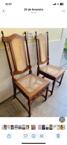 Cadeiras Antigas em Madeira Maciça e Palhinha Original