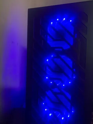 PC GAME COM PERIFERICOS