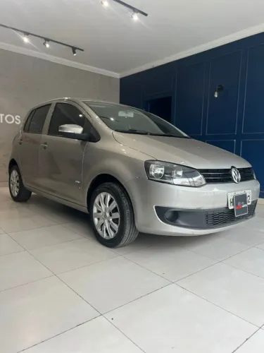 Volkswagen Fox 1.0 MI Total Flex 8V 5P 2011