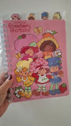 Caderno importado - Moranguinho
