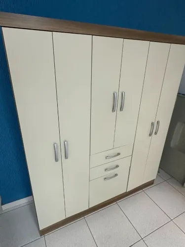 Guarda Roupa De Casal Novo Produto Na Caixa/Entrega É Montagem Grátis Loja R&L MOVEIS
