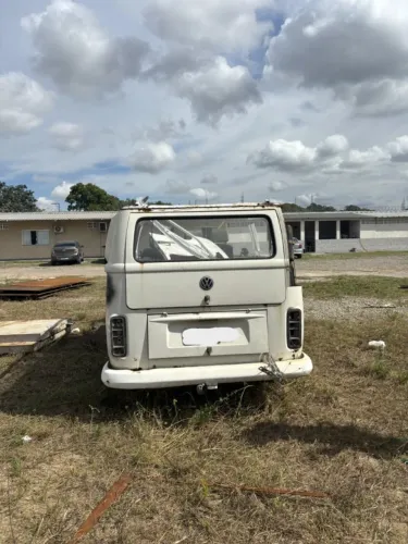 Kombi 2011 AP 1.4 para retirada de peças 