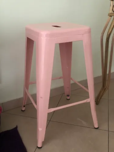 Banqueta de Metal Retro Rosa