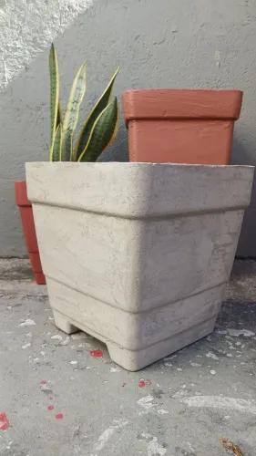 Vaso de Concreto Quadrado
