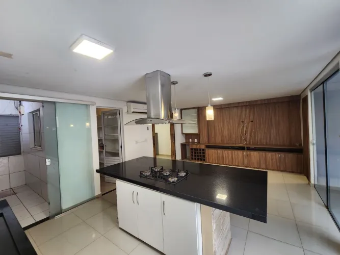 Aluga-se casa com 2/4 sendo uma suíte no Condomínio Terra Nova em Várzea Grande-MT