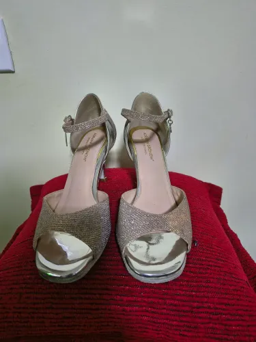 Sapato de Dança Gloss Prata Adriana Gronow 6,5 cm