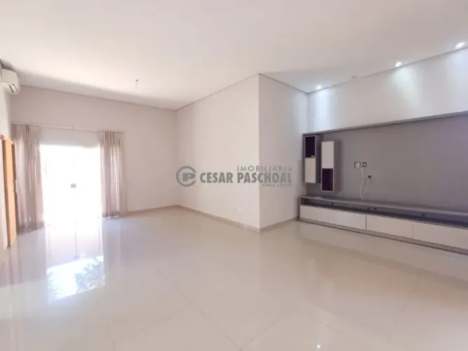 Casa em Condomínio Térrea Loteamento Terras de Siena Disponível Para Venda E Locação Lotea