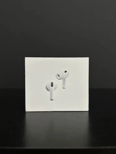 AirPods 4 ANC