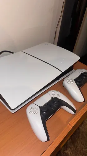 PS5 Slim Digital