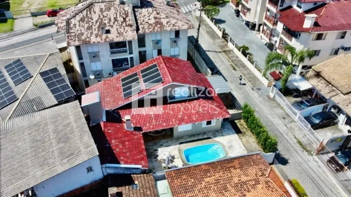 Casa 3 quartos no bairro Cachoeira do Bom Jesus Florianópolis