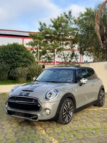 Mini Cooper S 2.0 Turbo 16V 3P Aut. 2019
